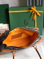 The Vintage Baguette Shoulder Bag (Premium Quality )