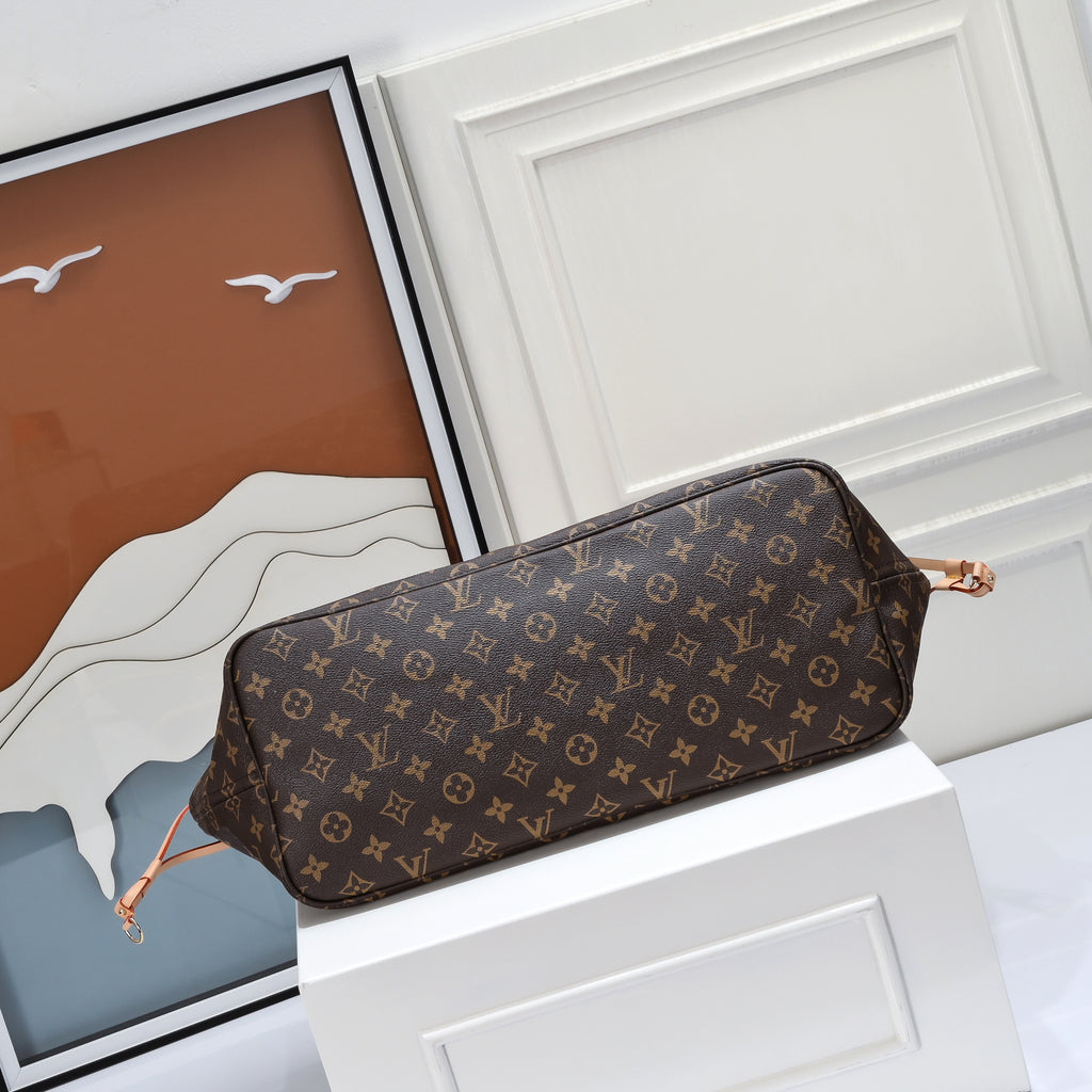 Legendary Tote Bag — Damier Ebène Canvas