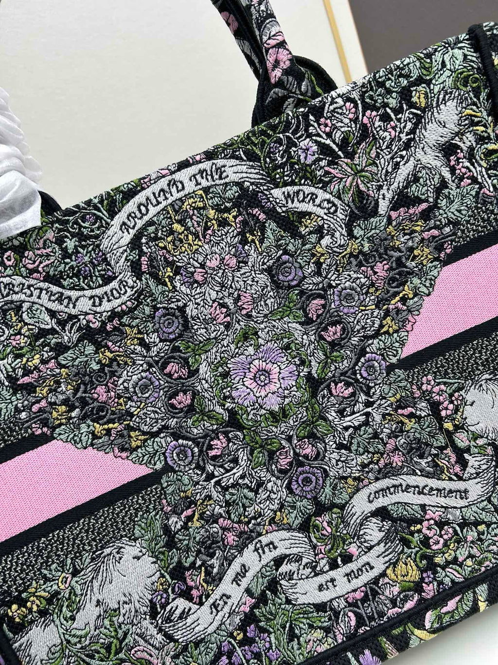 Art-Inspired Embroidered Tote Book