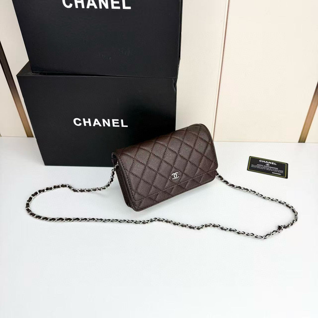C woc Chain Wallet Bag