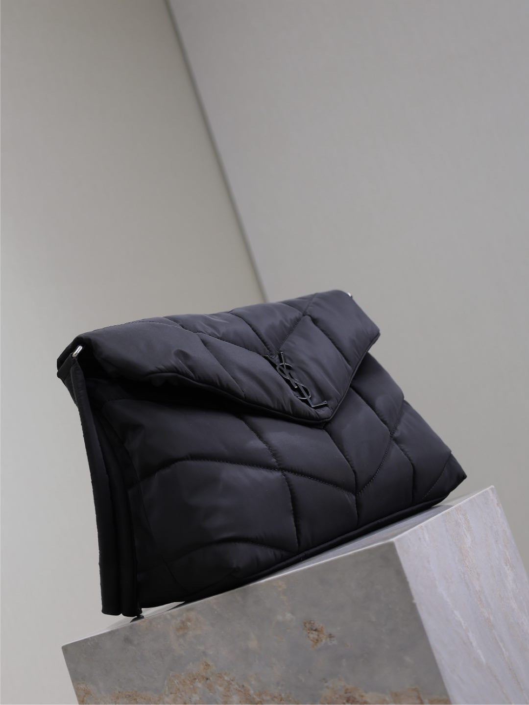LouLou Puffer Lightweight Nylon Shoulder & Crossbody Bag – Unisex Style (Premium Quality )