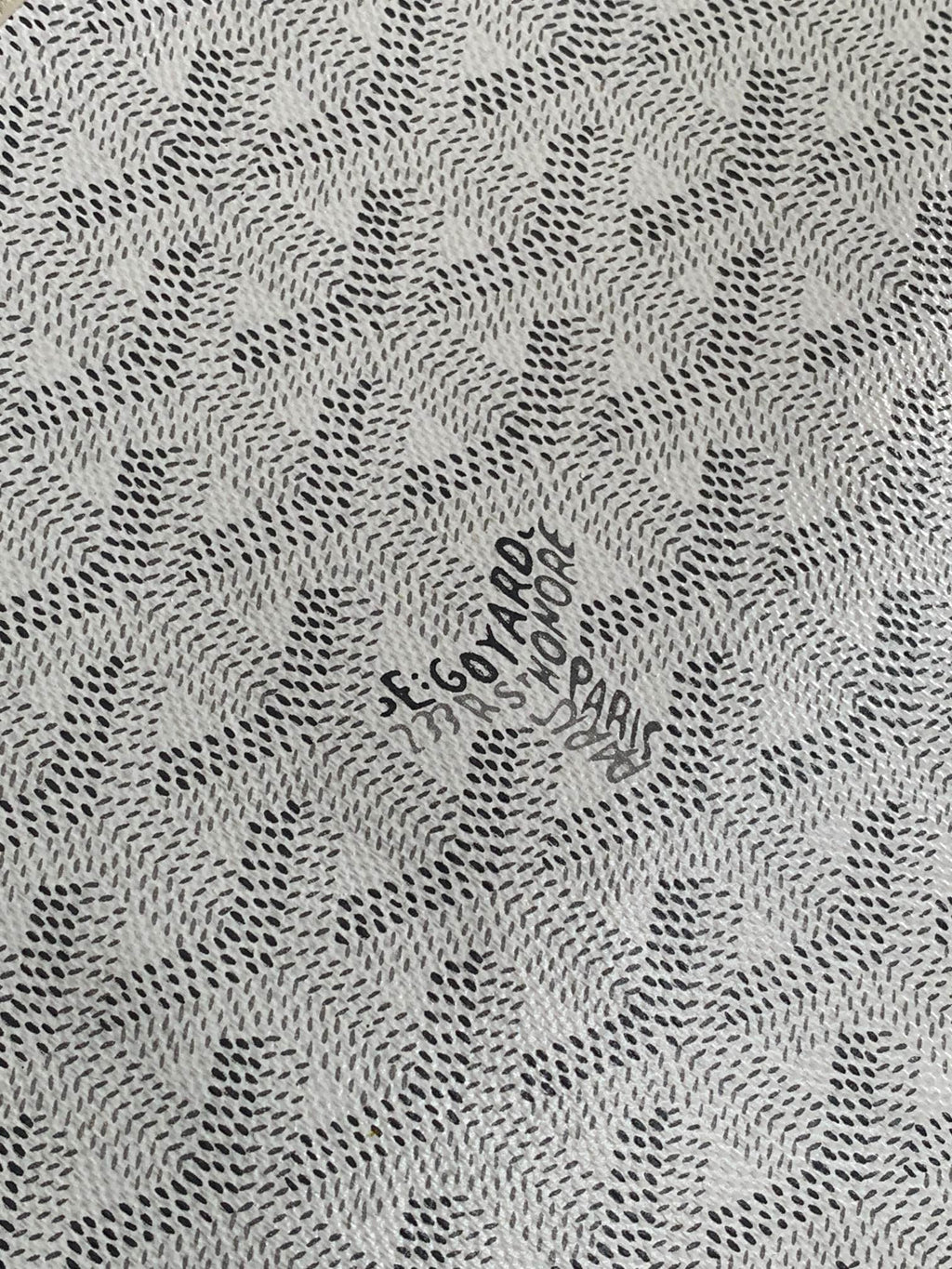 GO CONTI Wristlet Pouch (Top Quality)