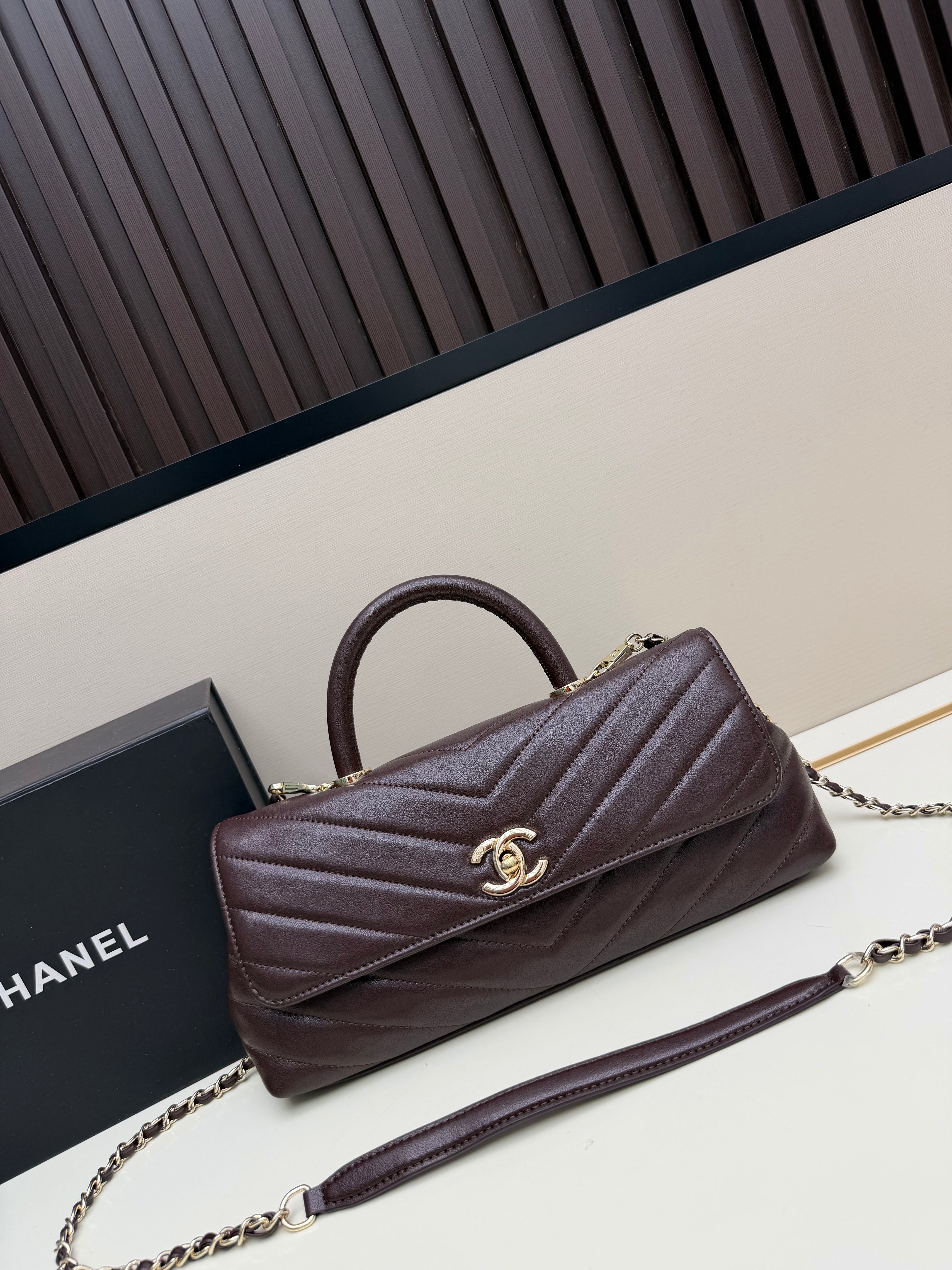26P Coco Handle Horizontal Bag