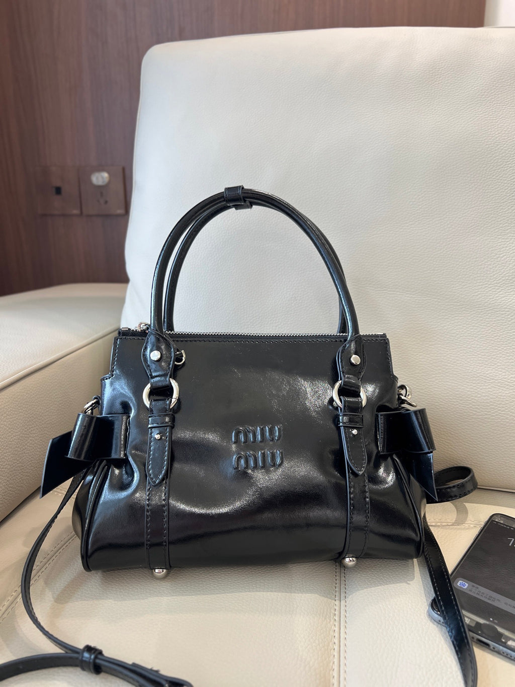 Bow Biker Bag
