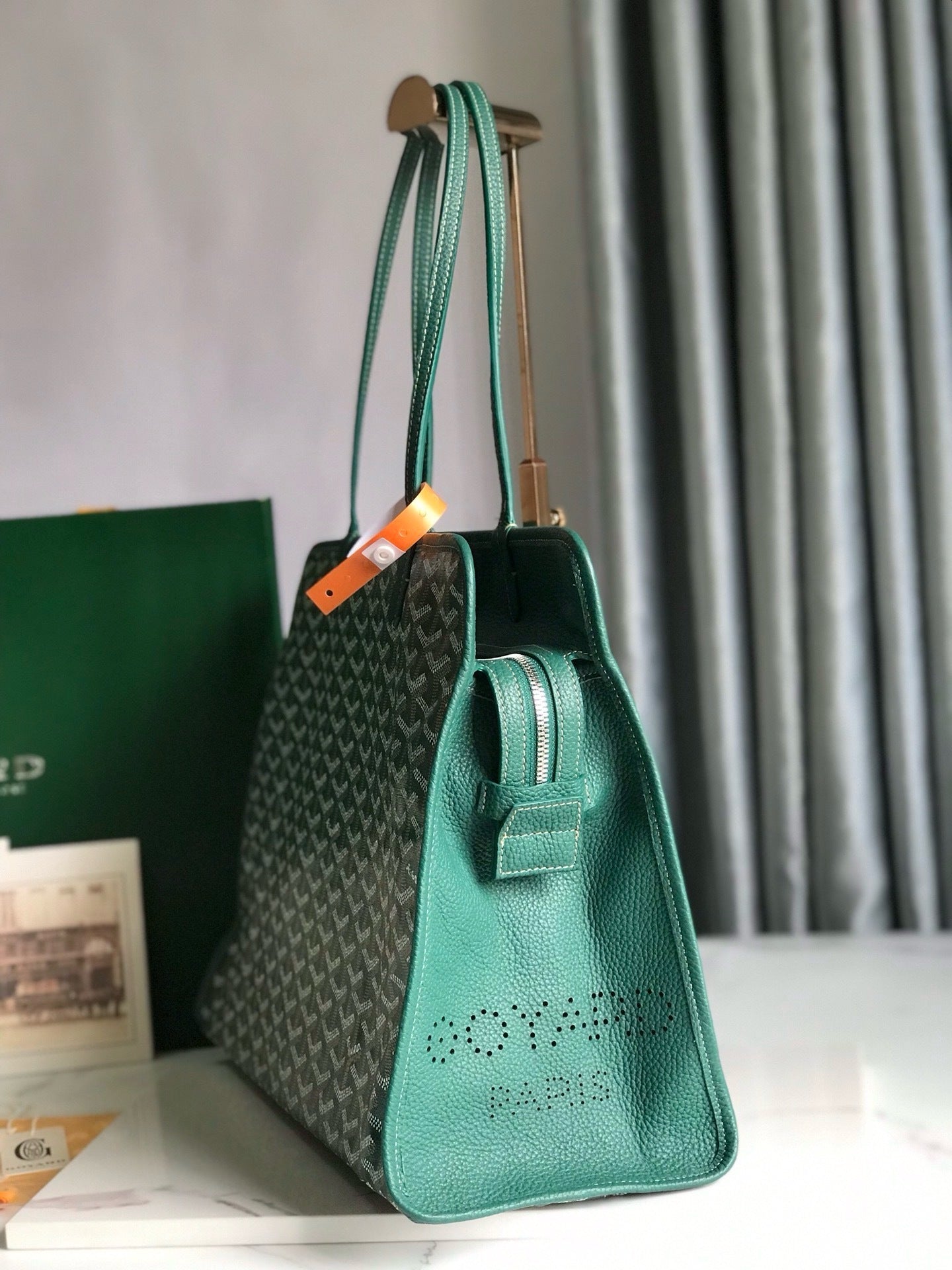 Hardy Mini Commuter Bag PM (Premium Quality)