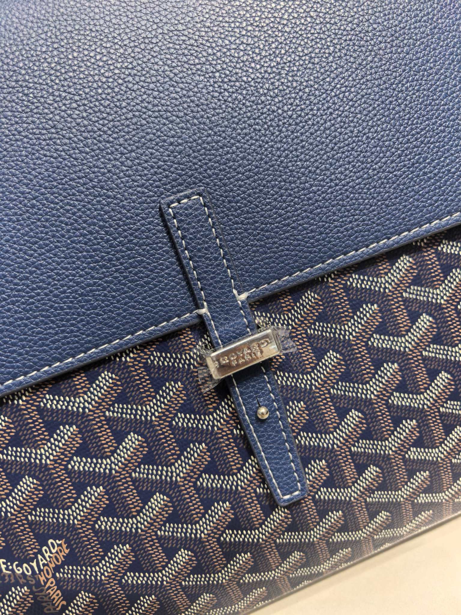 GOY Coursier Crossbody Messenger Bag