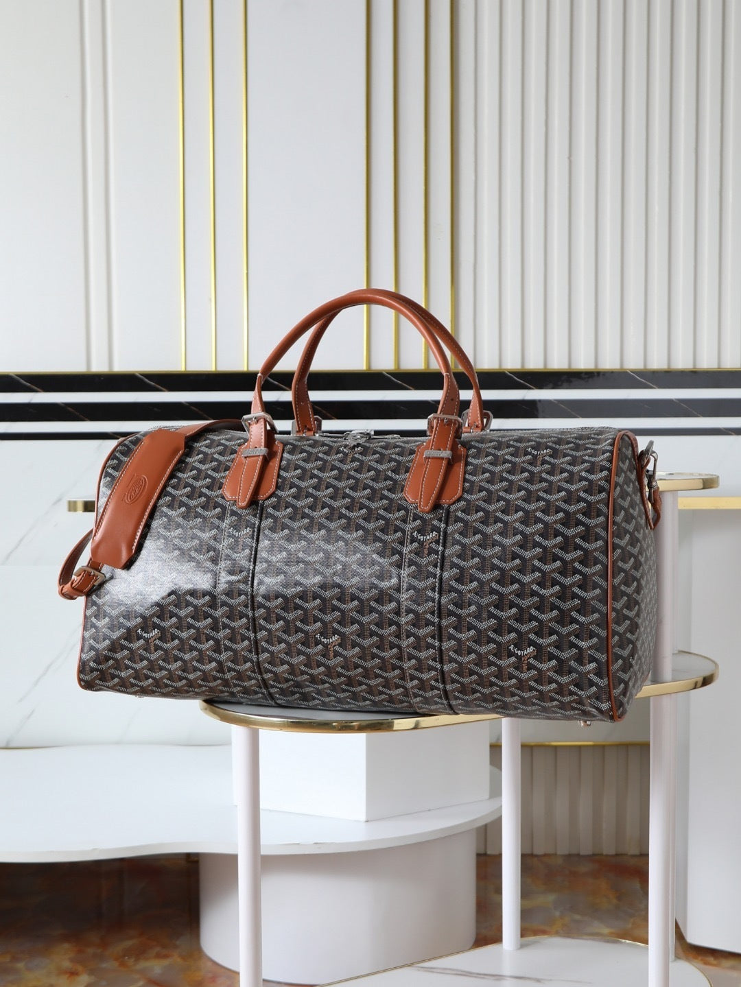 The BOSTON 50 Traveler (Premium Quality)