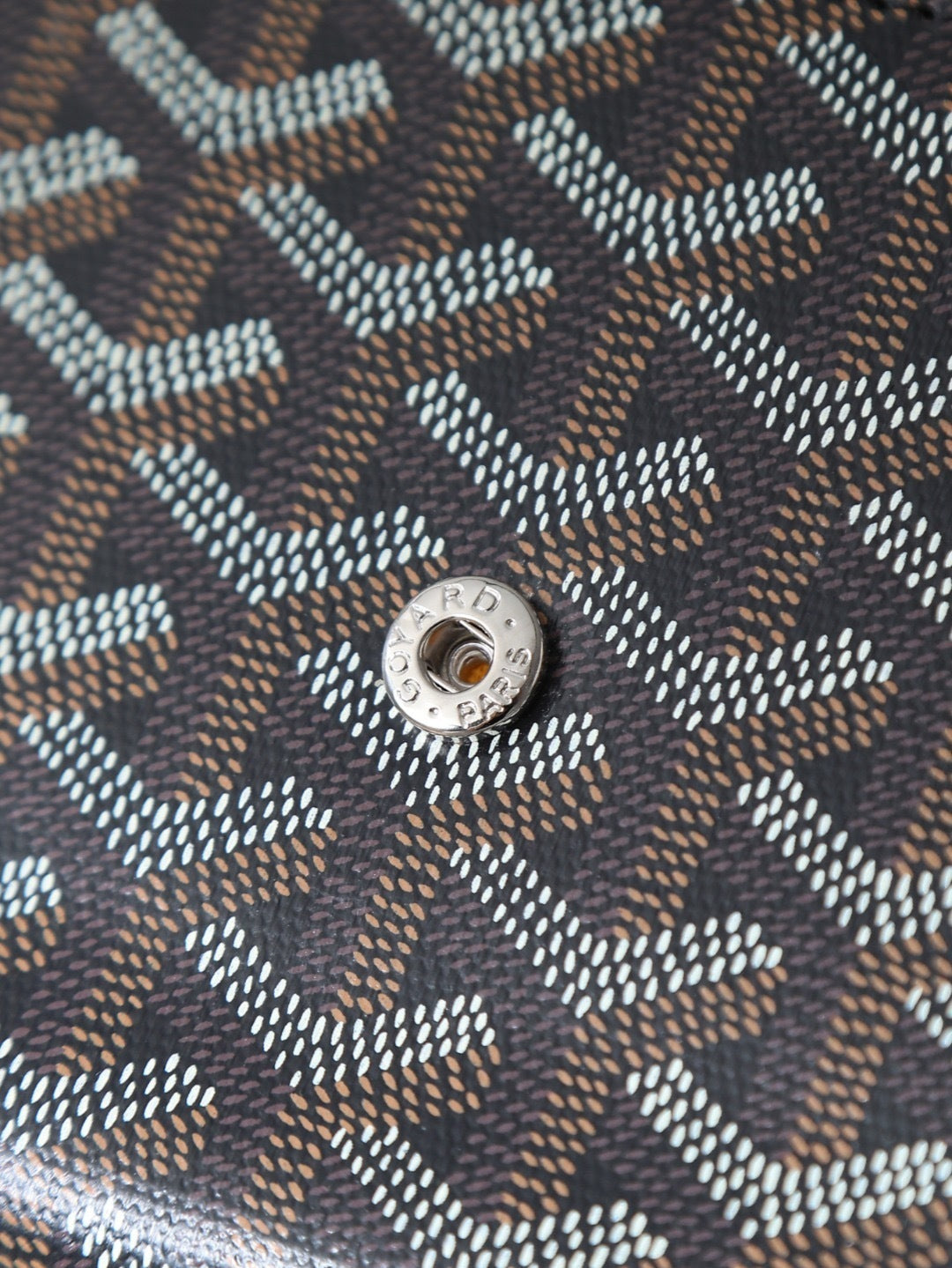 The Monte-Carlo Pouch (Premium Quality)
