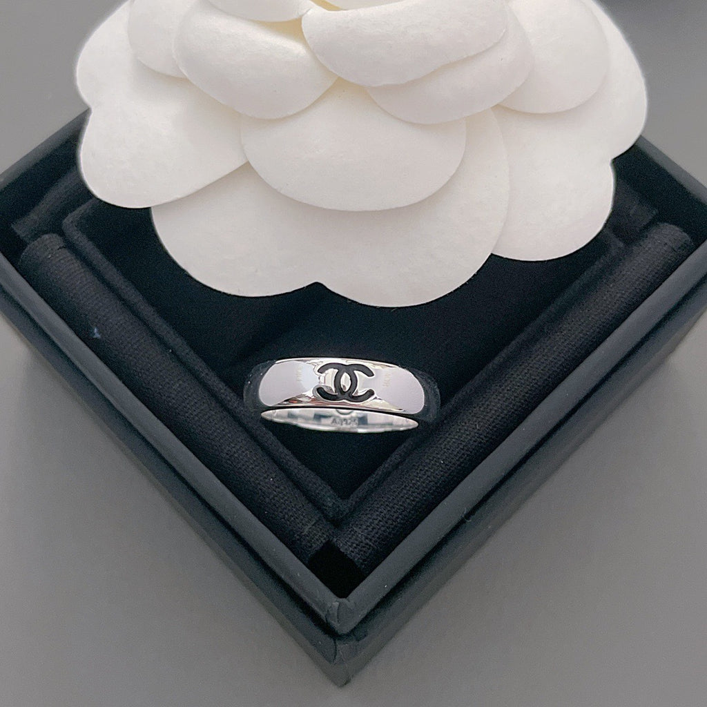 Vintage Logo Ring | Gold & Silver