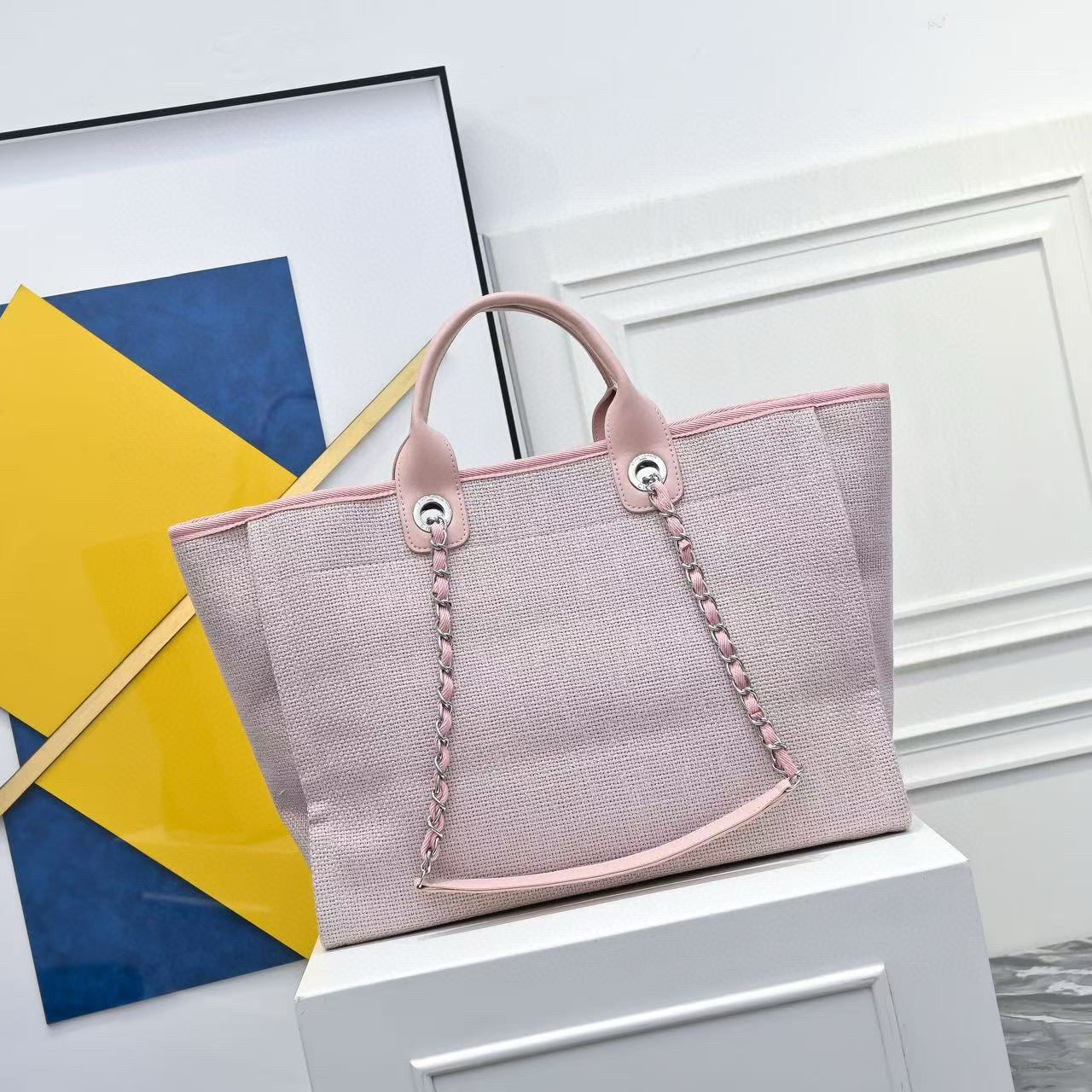 Luxury Canvas Tote (AS3257) – Limited Edition