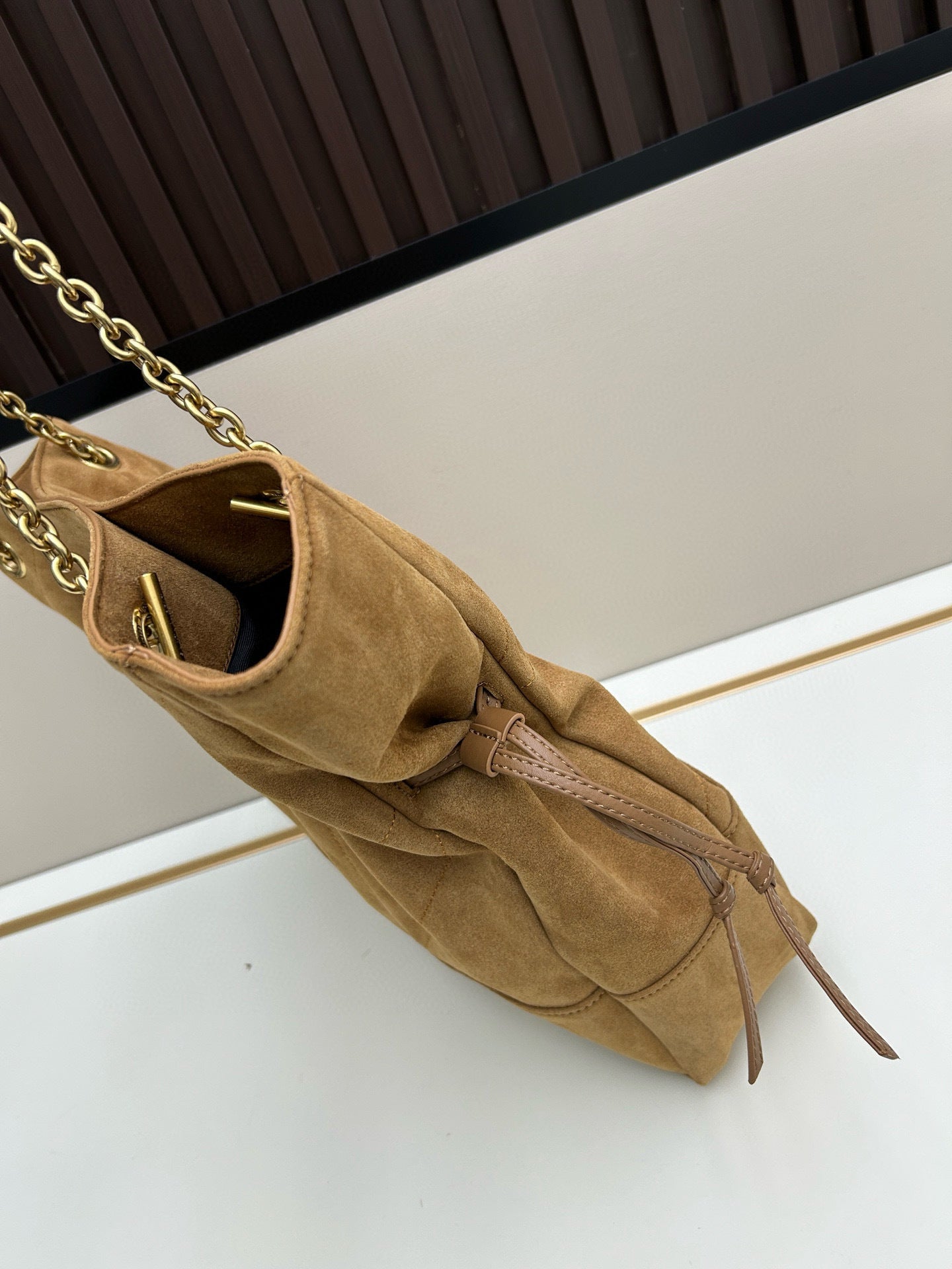 Jamie 4.3 Large Pochon – Drawstring Bucket Shoulder Bag