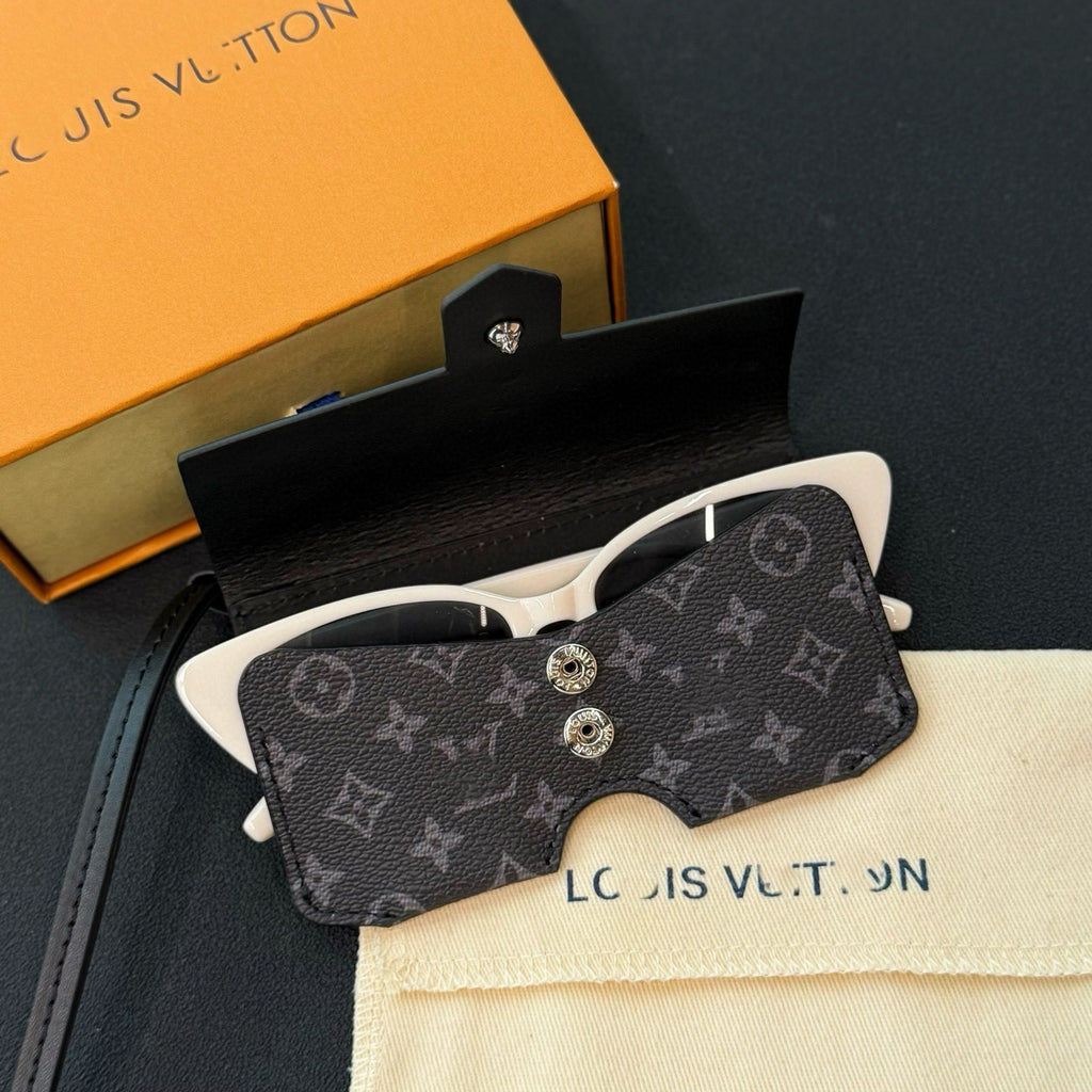 Mini Glasses Case Charm (4 Colors Available)