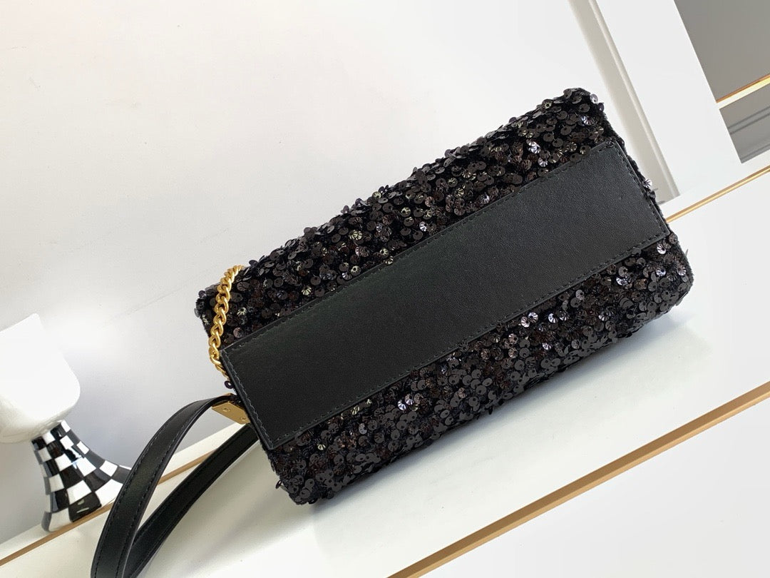 V-SLING 3D Embroidered Sequin Bag | 9866 MTX