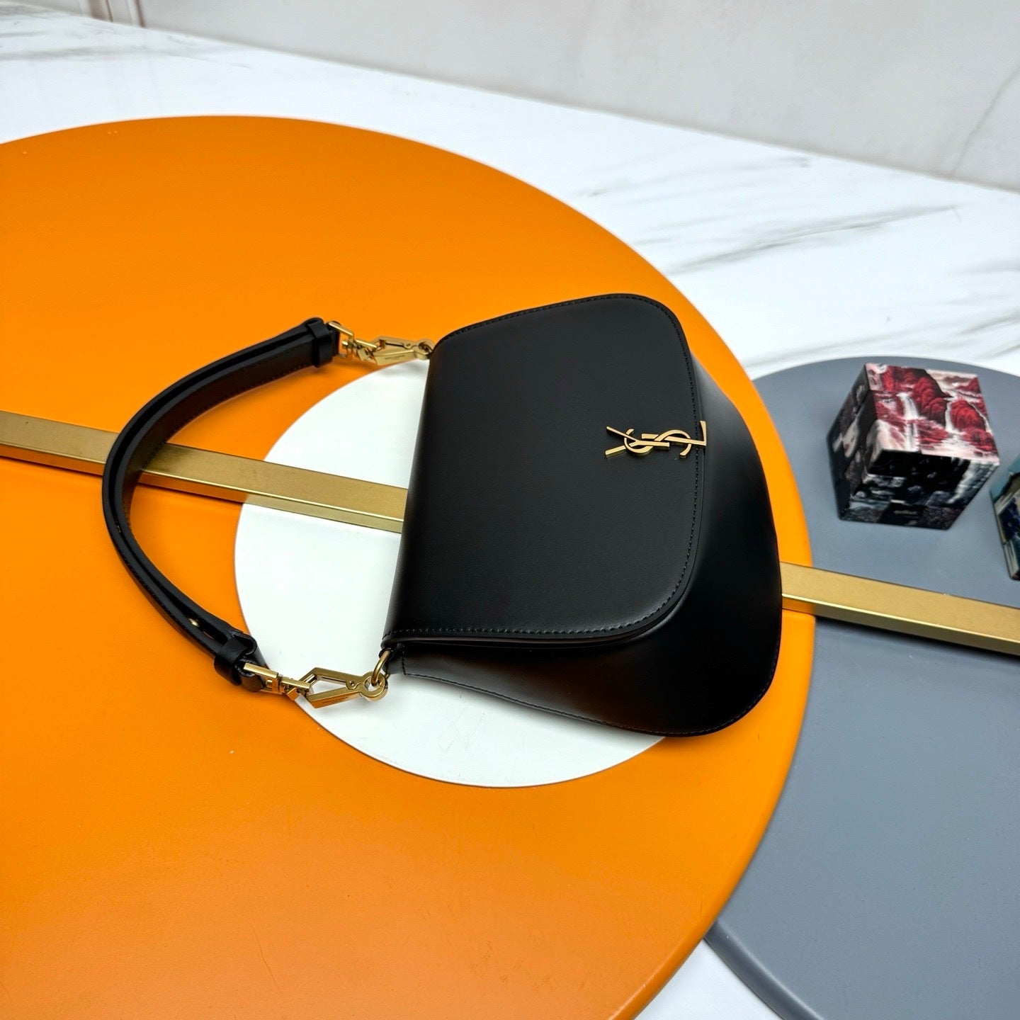 [Premium] Voltaire-Style Shoulder & Saddle Bag