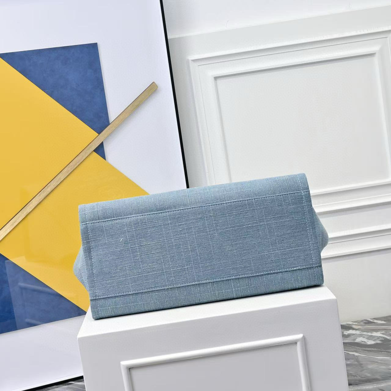 Luxury Canvas Tote (AS3257) – Limited Edition