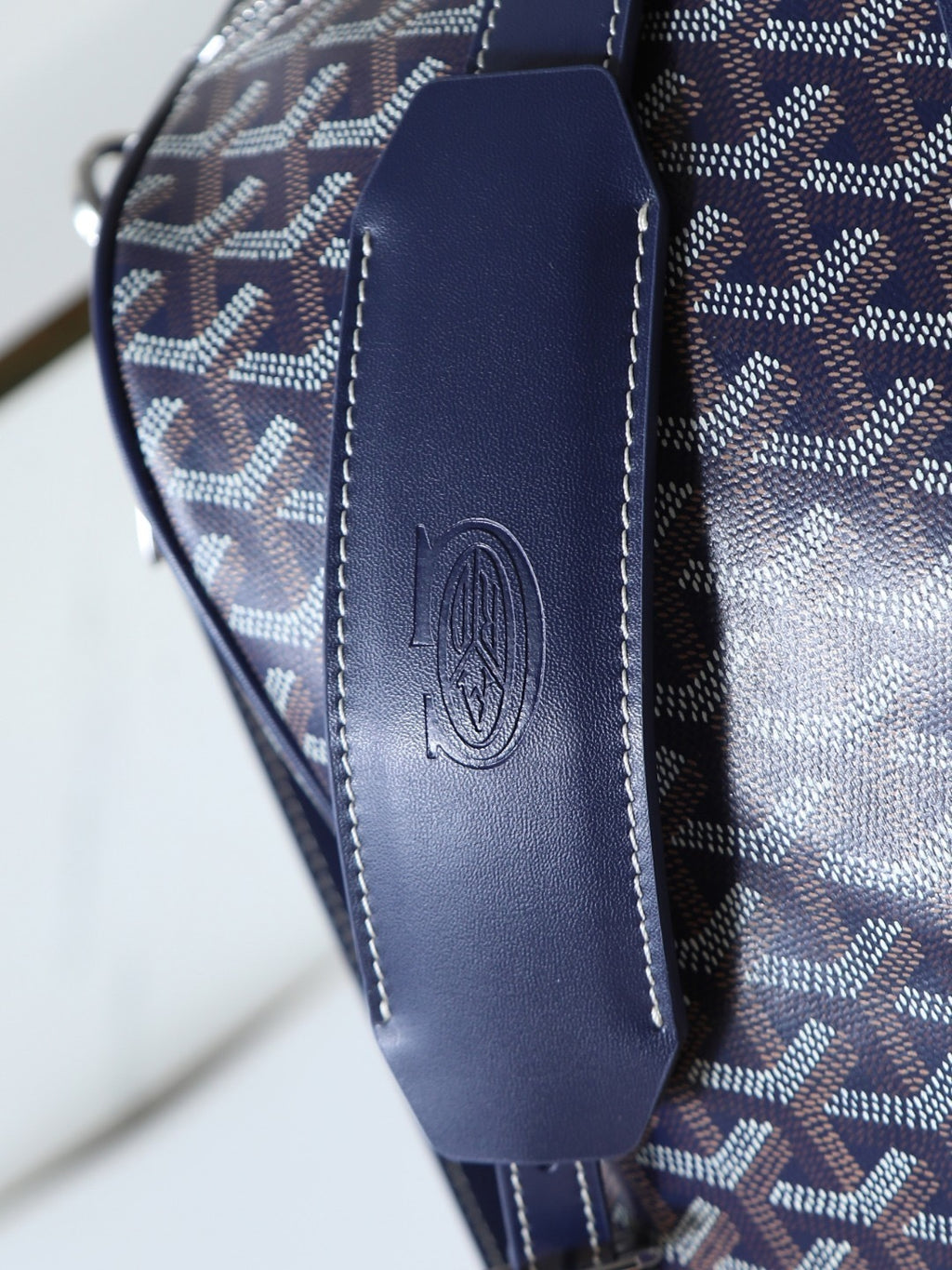 The BOSTON 50 Traveler (Premium Quality)