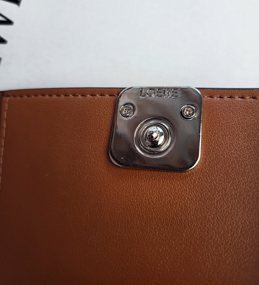 Pebble Grain Calf Wallet