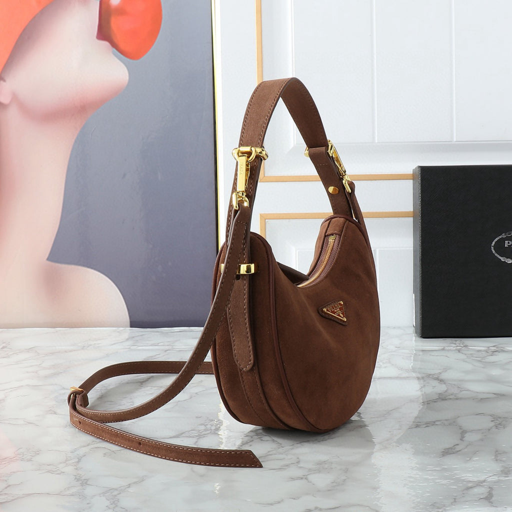 Moon Bag — 1B0C0194