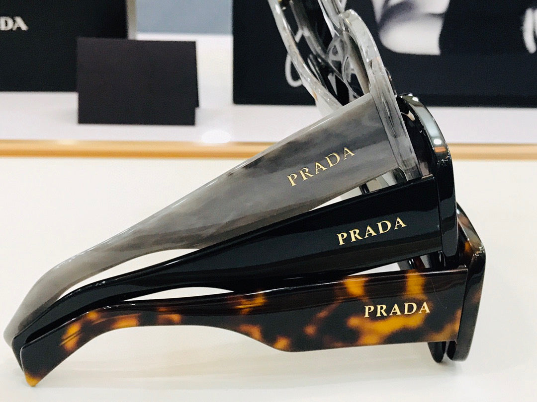 Refined Elegance: Timeless Eyewear for Every Occasion