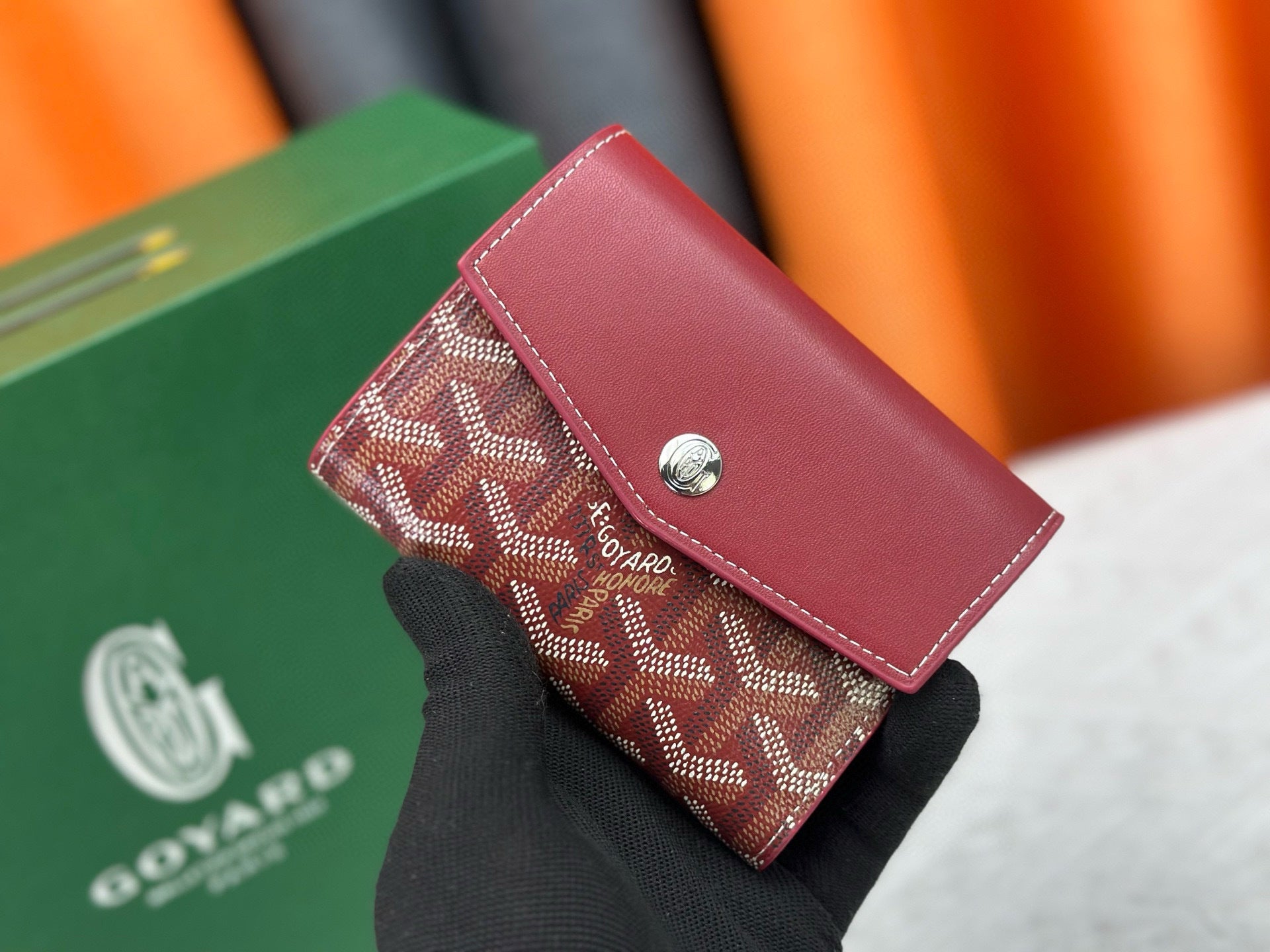 Classic Tri-Fold Wallet & Card Holder