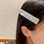 Elegant Double C Hair Clip – Timeless Accent