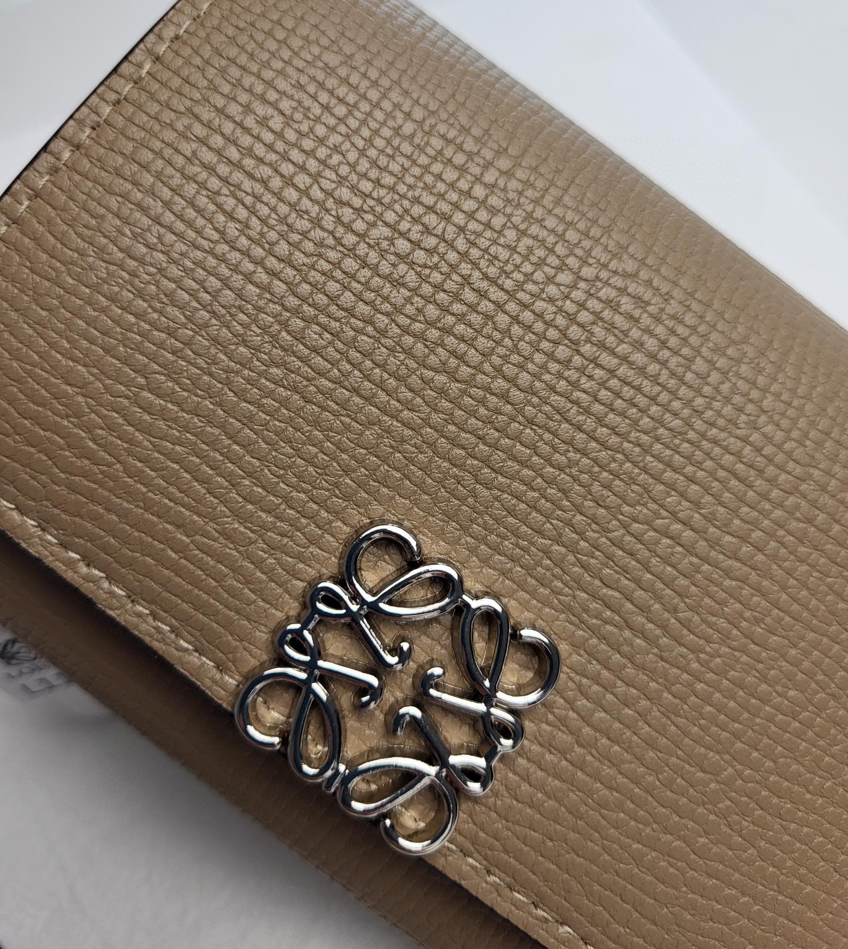 Pebble Grain Calf Wallet