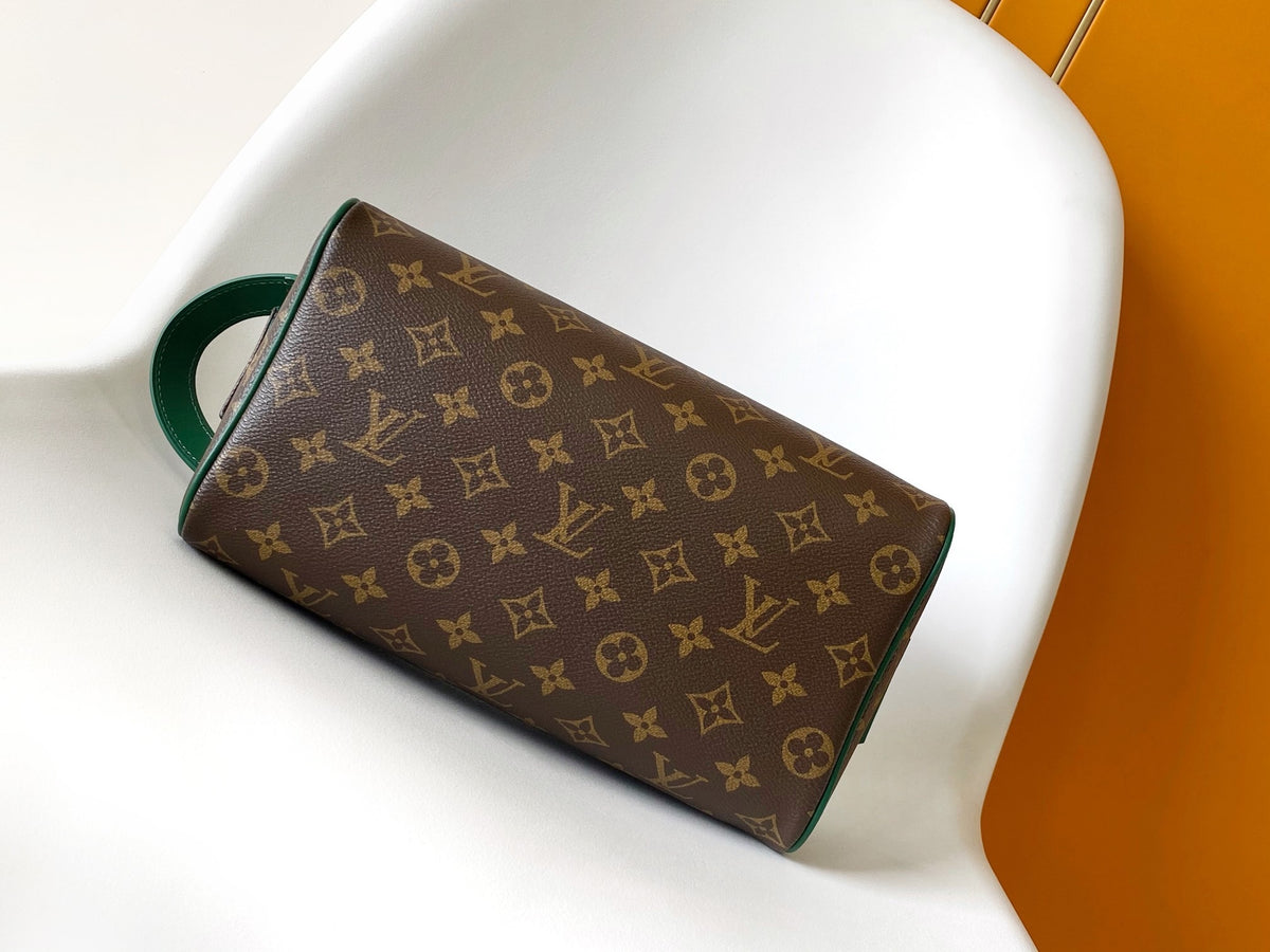 Dopp Kit Toiletry Bag (Premium Quality)