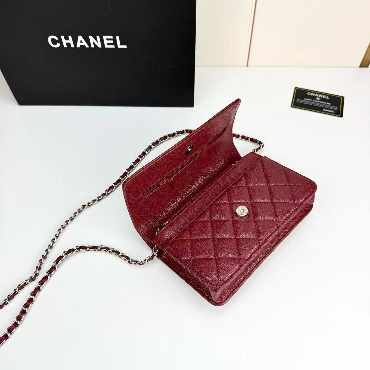 C woc Chain Wallet Bag