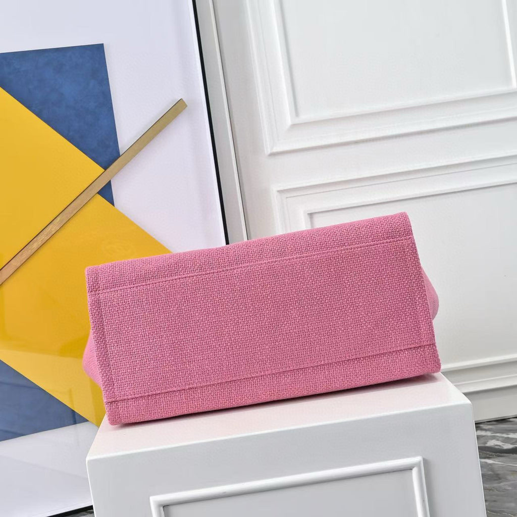 Luxury Canvas Tote (AS3257) – Limited Edition