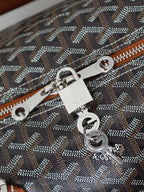 The BOSTON 50 Traveler (Premium Quality)