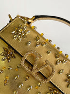 V-SLING Handcrafted Pompom Bag | 9911 MTX