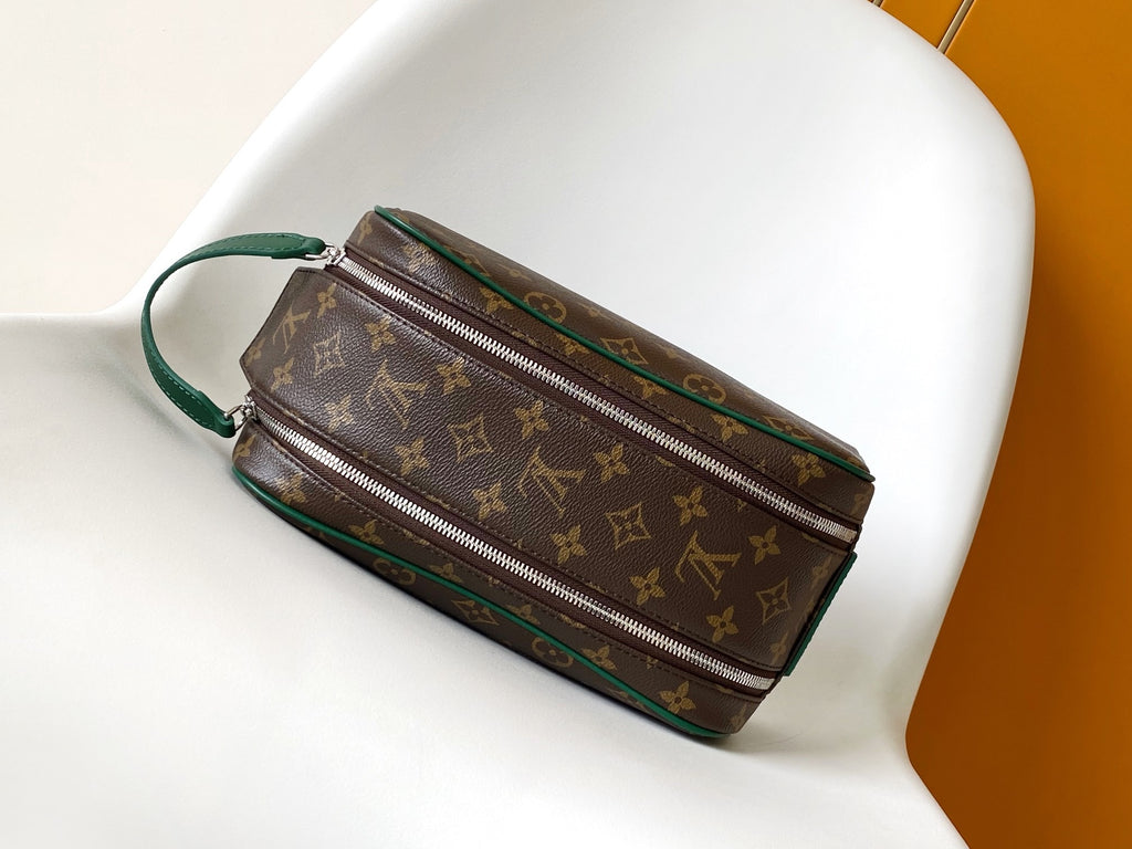 Dopp Kit Toiletry Bag (Premium Quality)
