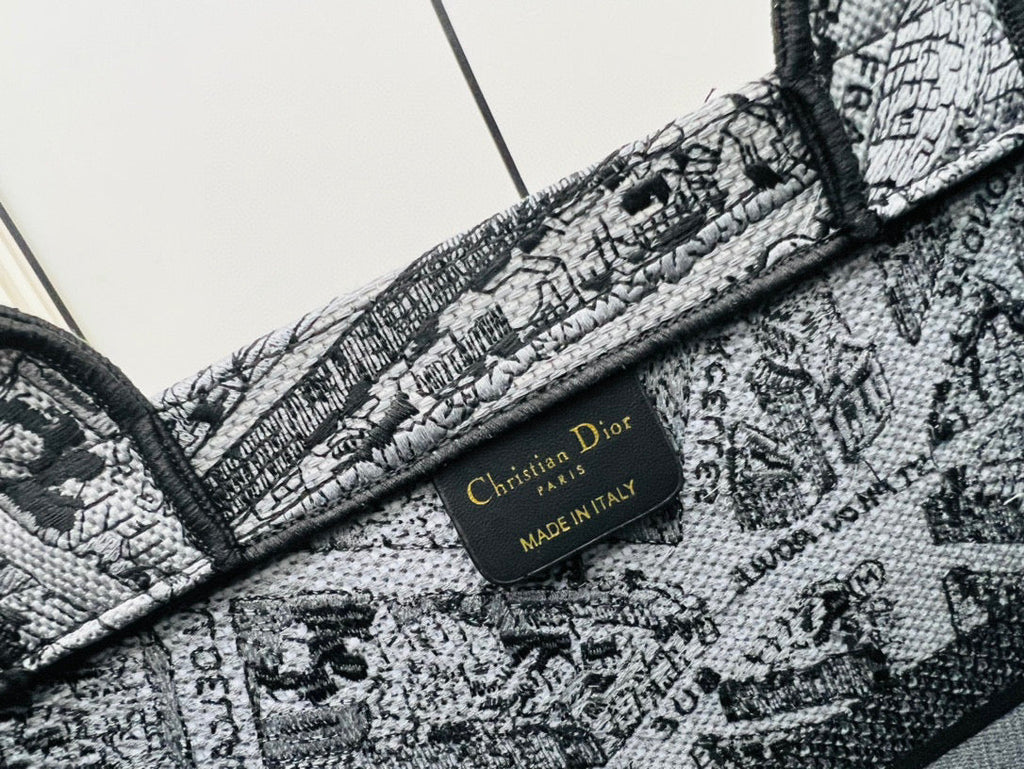 D Book Tote (MAP TOTE )