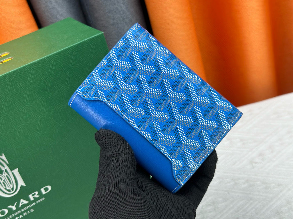 Classic Tri-Fold Wallet & Card Holder