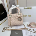 Classic Lady Bow Top-Handle Bag 26ss