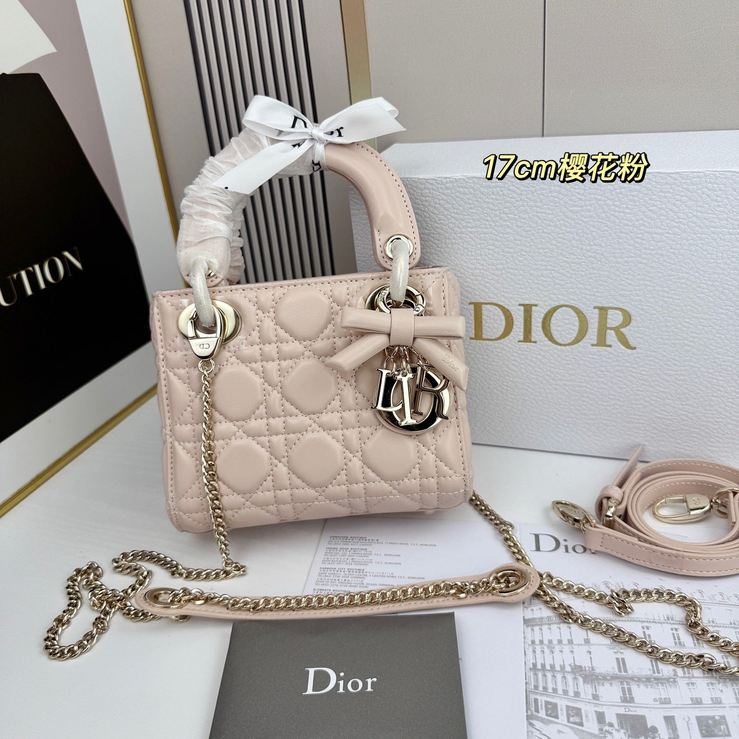 Classic Lady Bow Top-Handle Bag 26ss