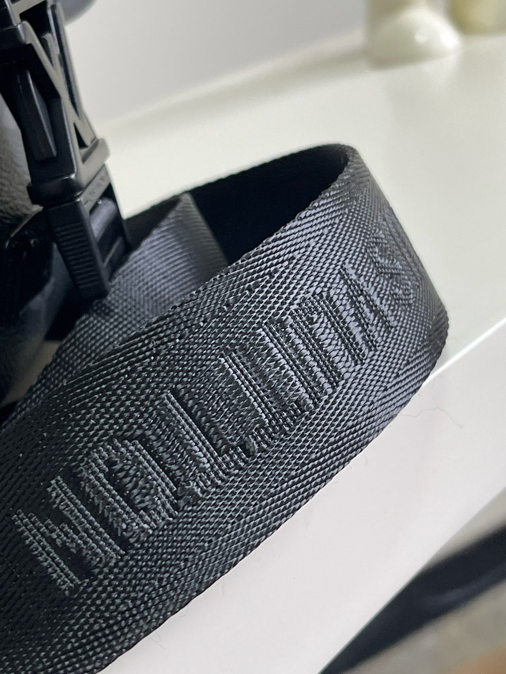 Premium Messenger Bag – Versatile & Stylish