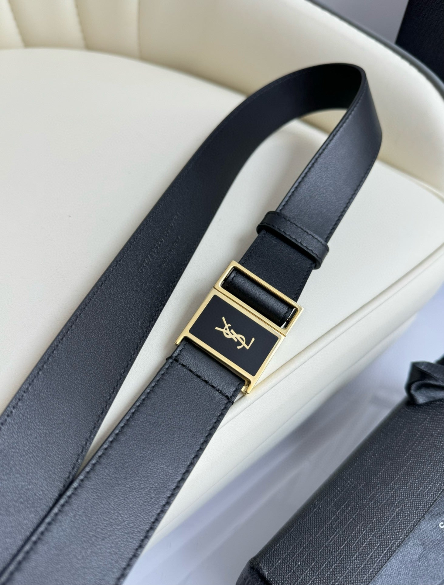 Women’s Calf Leather Belt