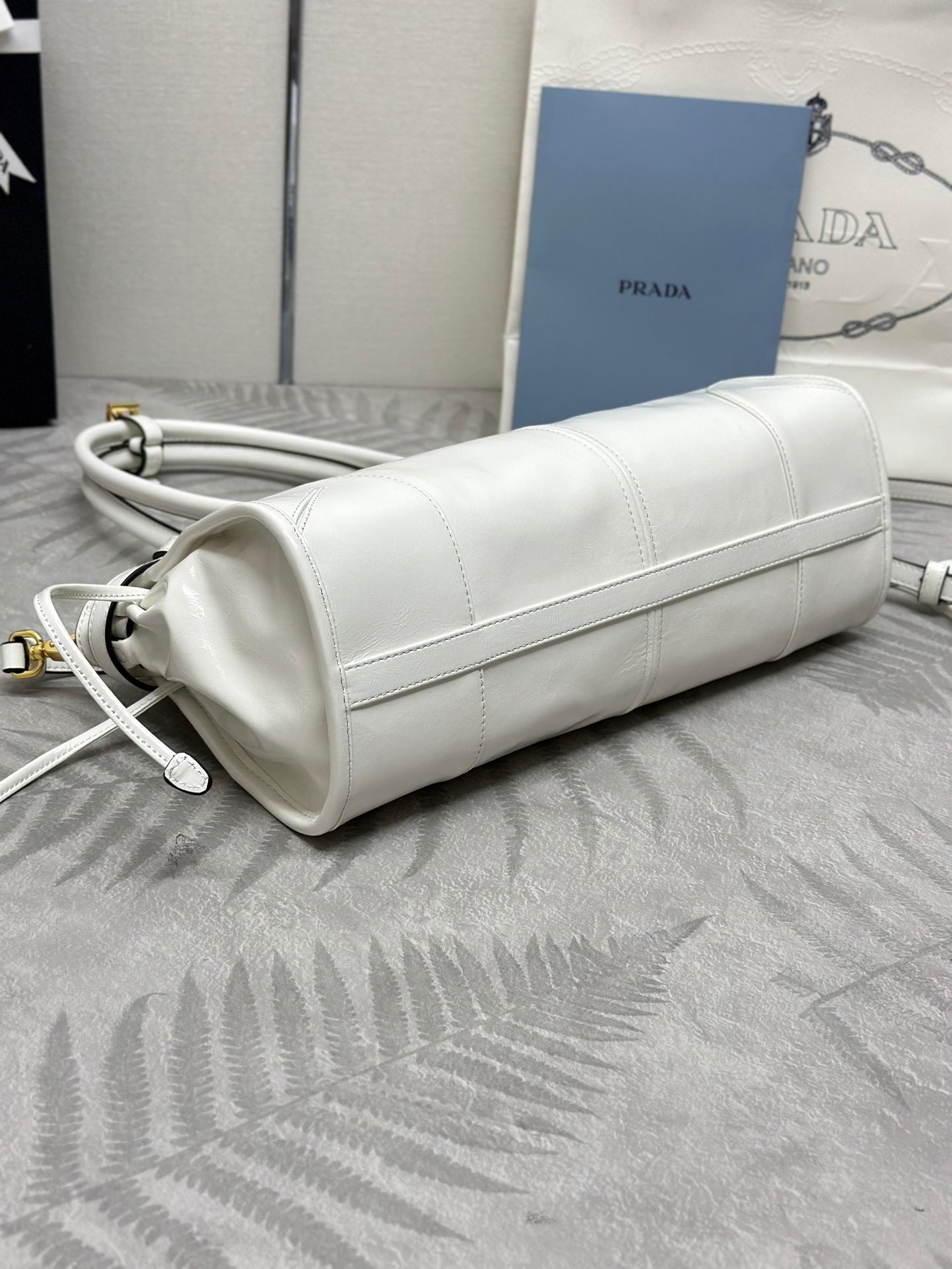 Soft Lux Vintage-Inspired Handbag [Premium Quality 🥇]