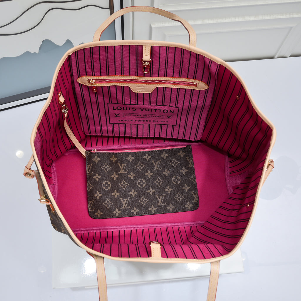 Legendary Tote Bag — Damier Ebène Canvas