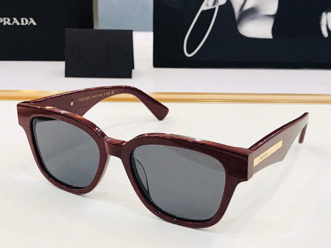 Refined Elegance: Timeless Eyewear for Every Occasion