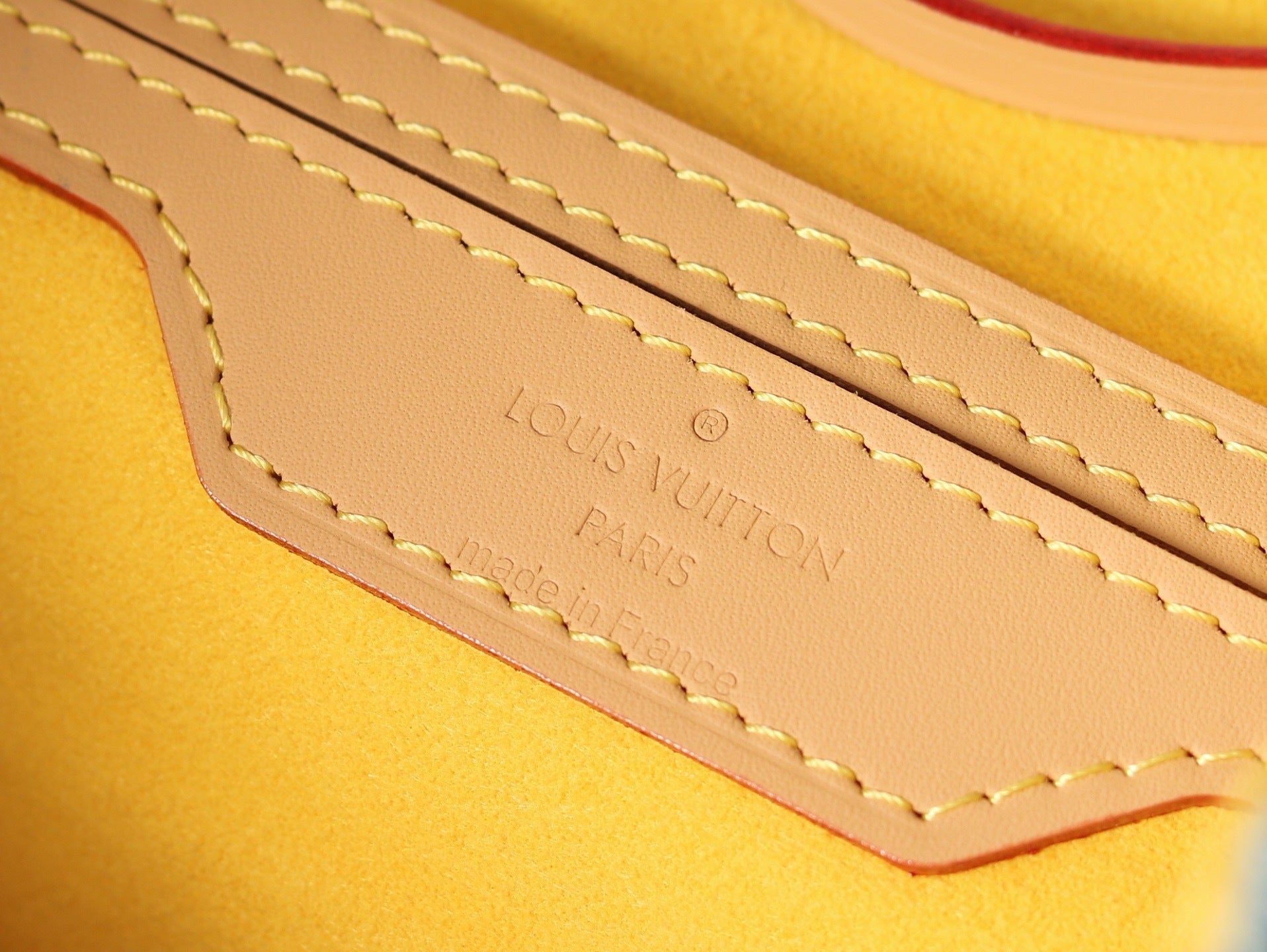 Premium Edition – Denim Canvas Backpack (Limited Vintage Style)