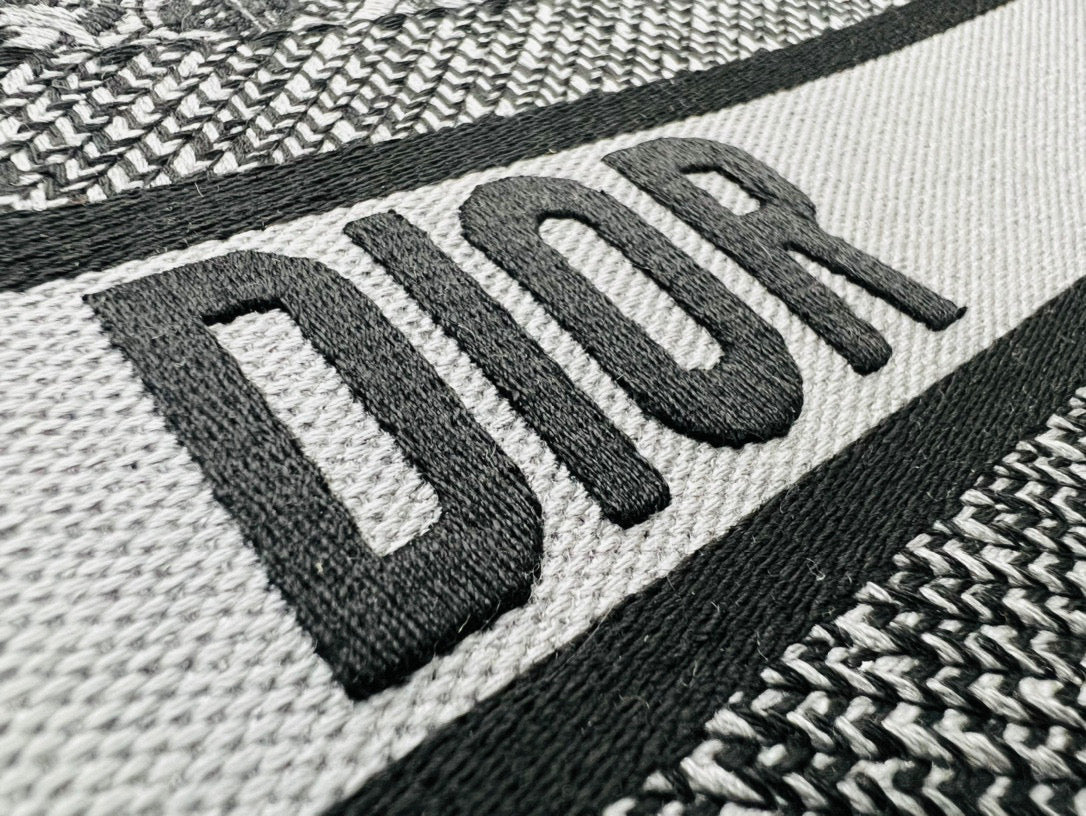 D Book Tote (MAP TOTE )