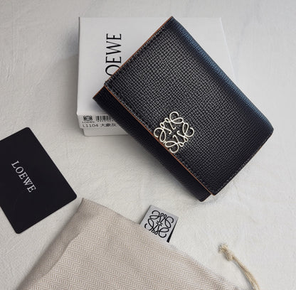 Meticulously Crafted L*o*ew*e Pebble Grain Calf Wallet