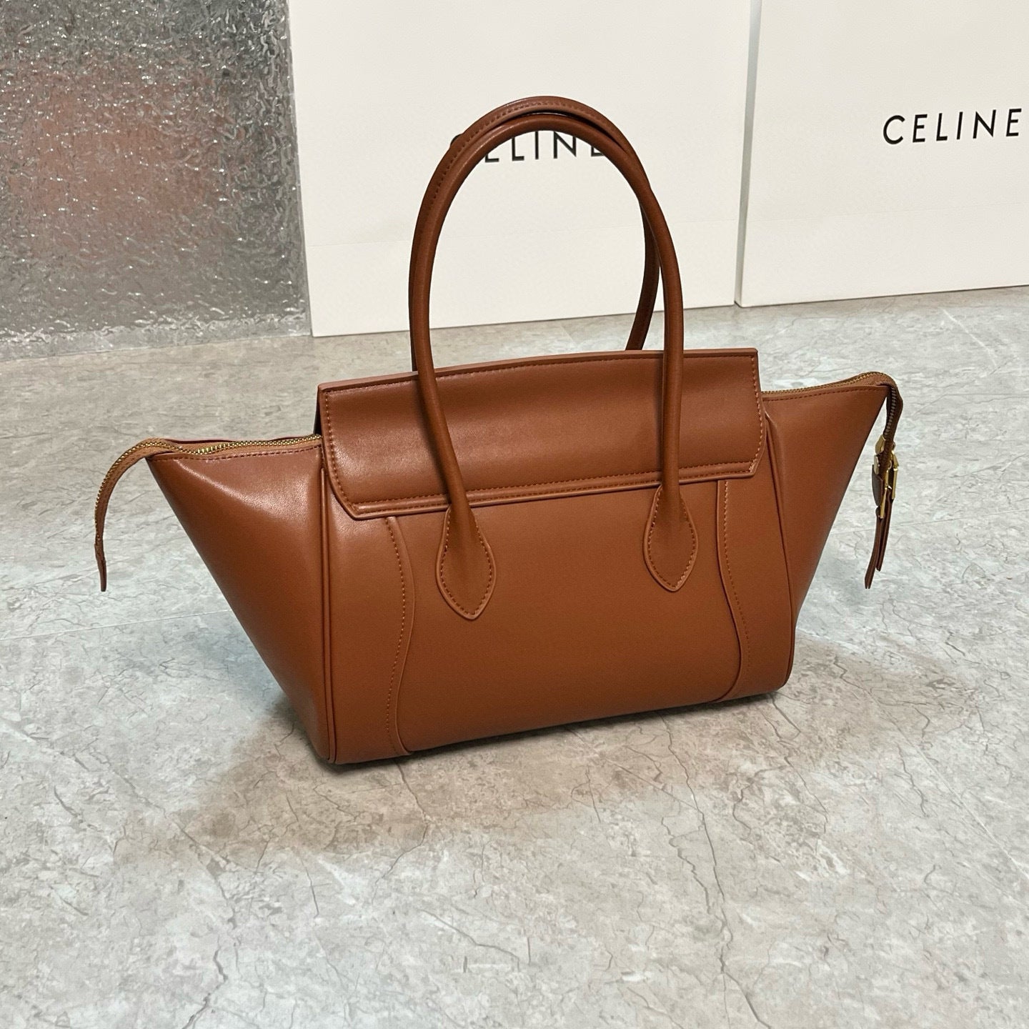 Spring Structured Tote (Smile Bag)