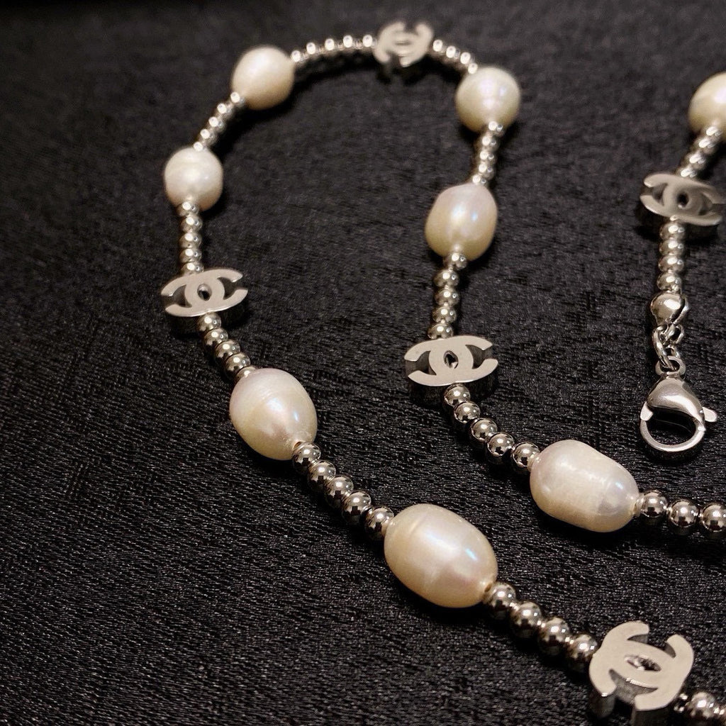 Natural Freshwater Pearl Necklace