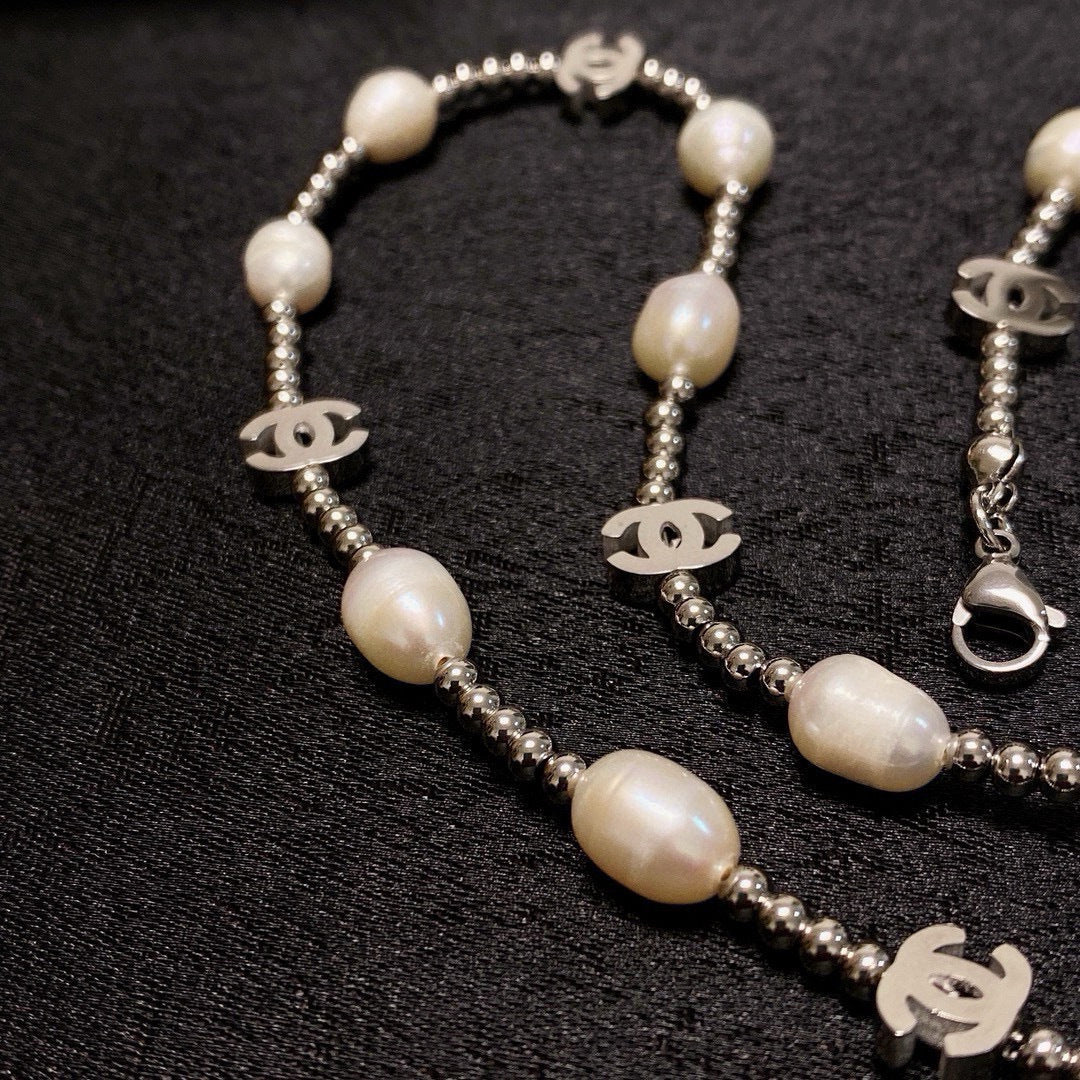 Natural Freshwater Pearl Necklace
