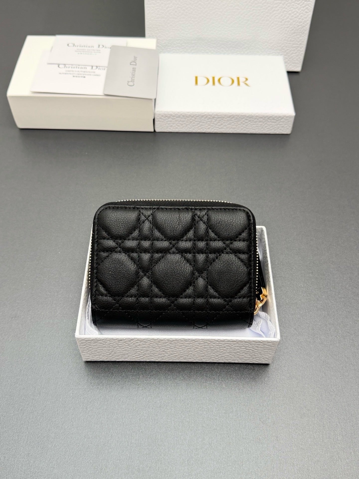 Cato Glycine Quilted Leather Wallet  (Premium Quality )