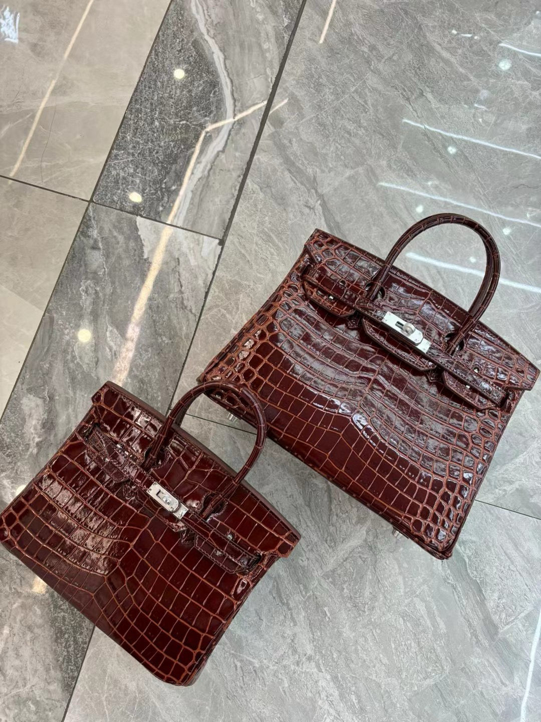 Her*mes Crocodile Pattern Birkin Bag