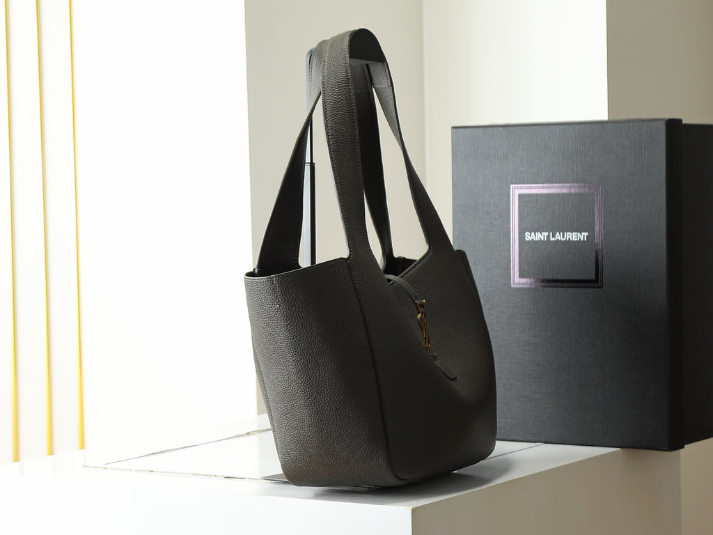 Bea Small Hobo Tote | 779029 | Premium Quality